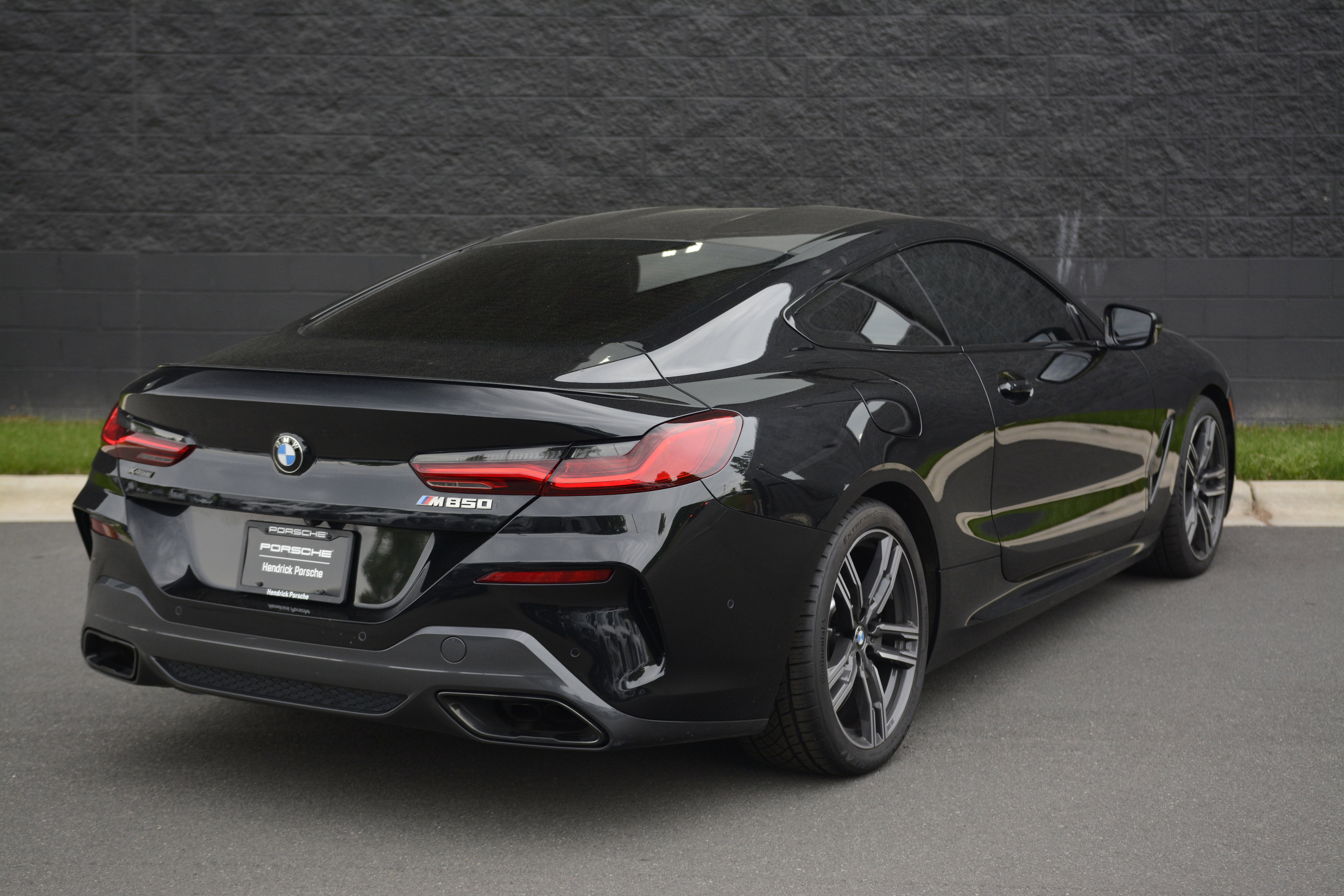 Used 2022 BMW M850i xDrive Coupe w/ Driving Assistance Package AWD/4WD image 7
