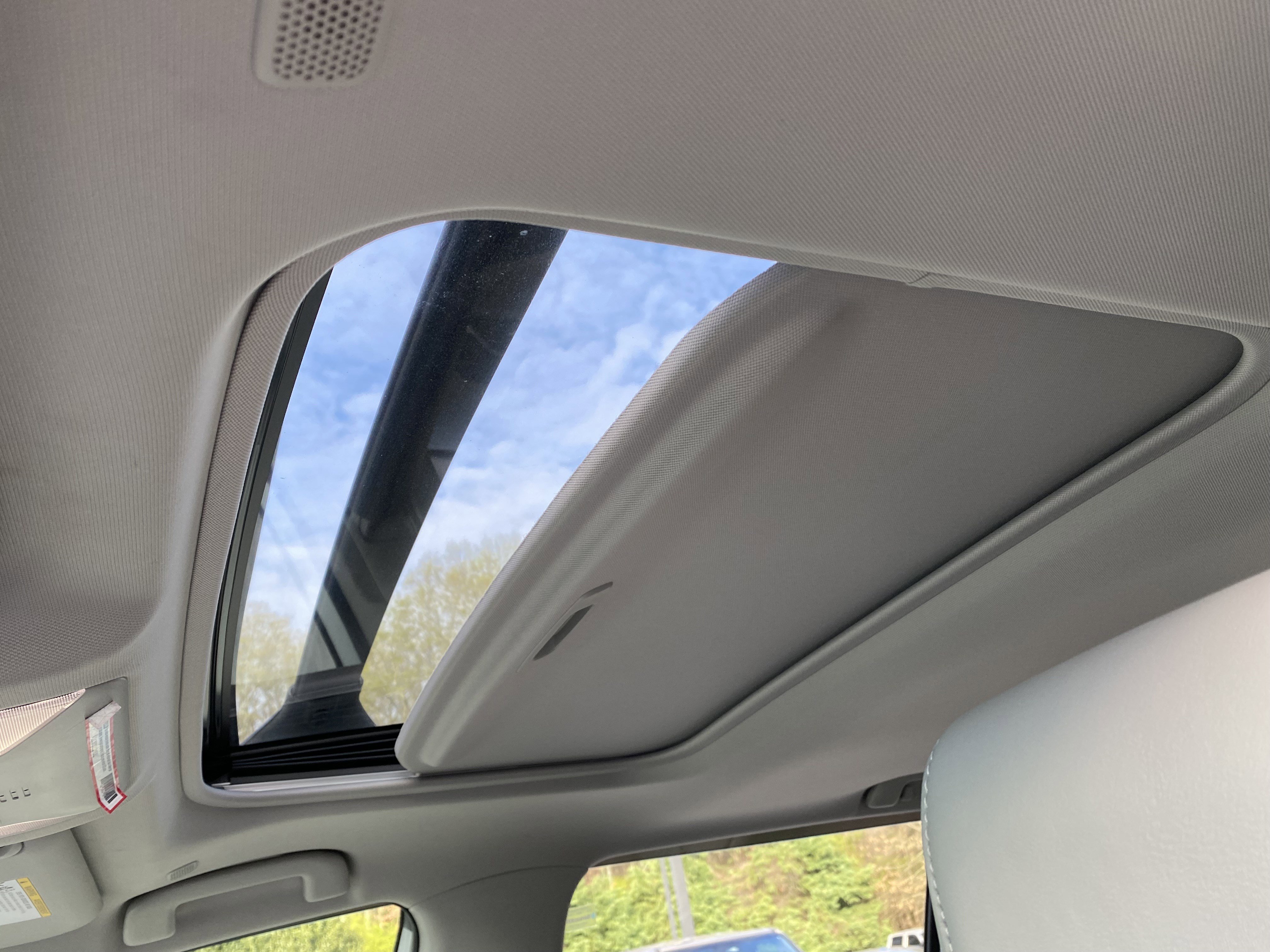 Used 2024 Toyota RAV4 Limited w/ Advanced Technology Package image 33