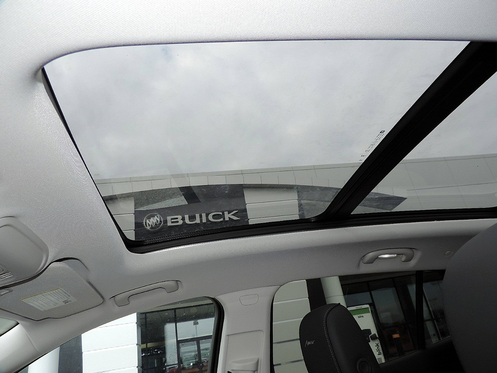 New 2026 Buick Envision Avenir AWD/4WD image 11