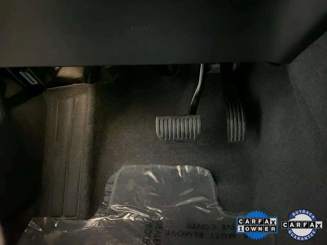 Used 2025 Volvo XC40 B5 Plus image 37