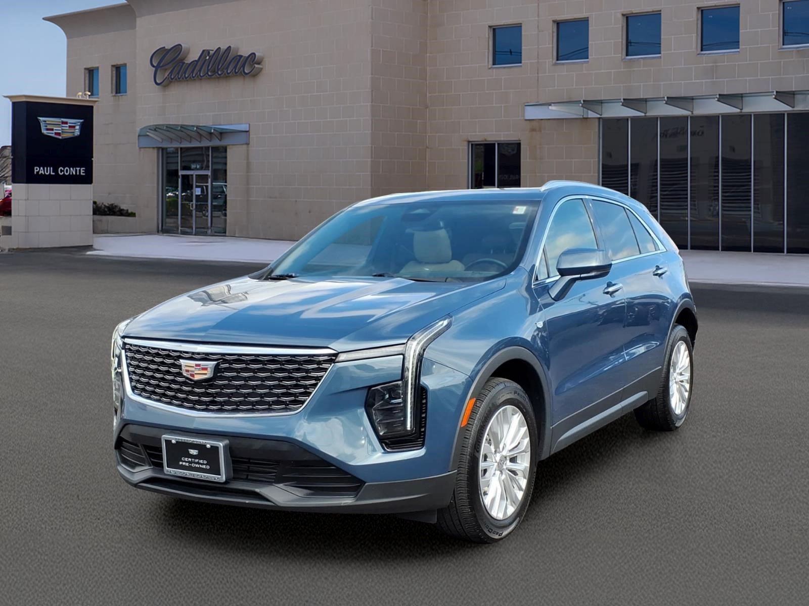 Used 2024 Cadillac XT4 Luxury w/ Cold Weather Package