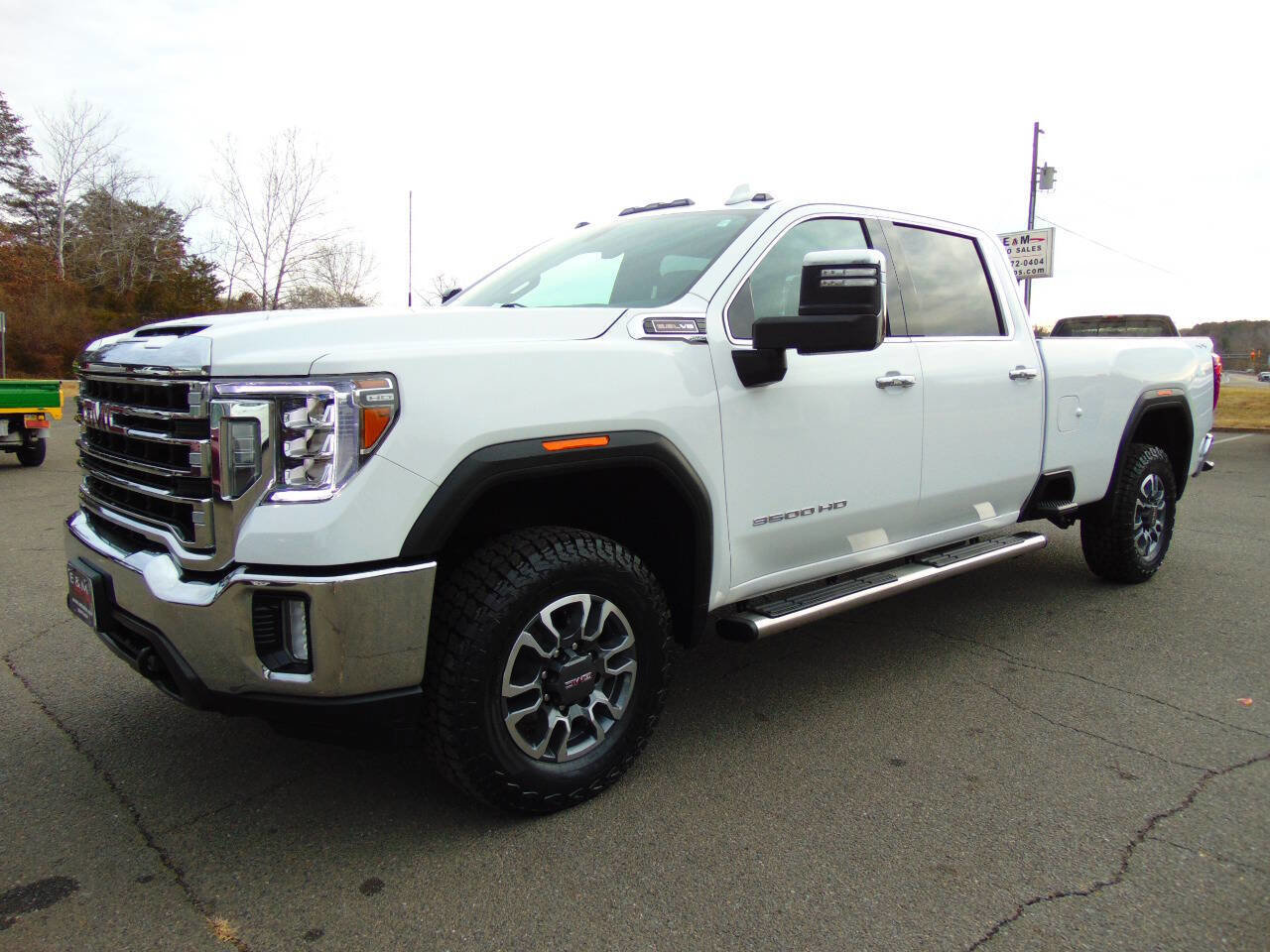 Used 2021 GMC Sierra 3500 SLT w/ SLT Convenience Package image 26