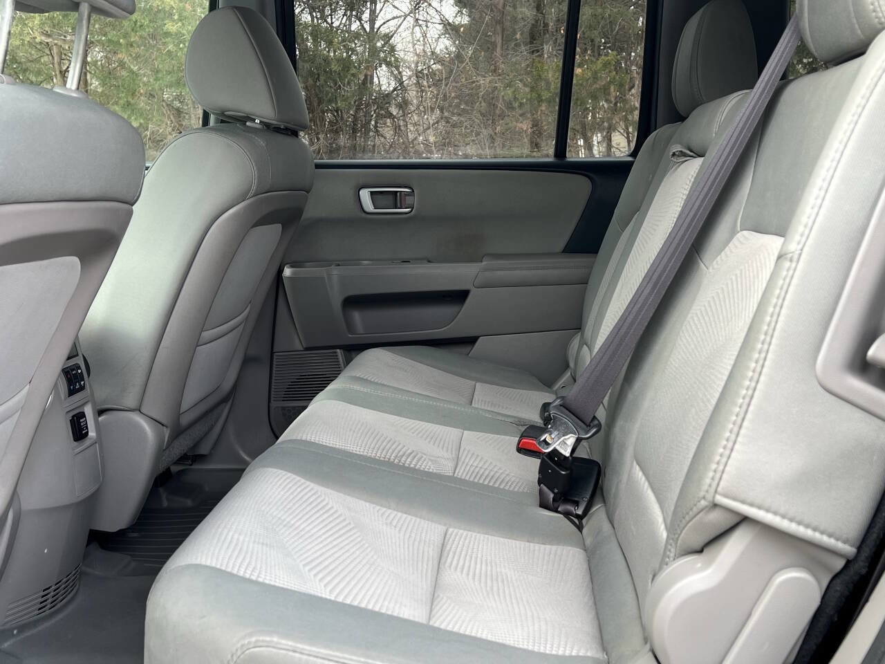 Used 2015 Honda Pilot LX image 17