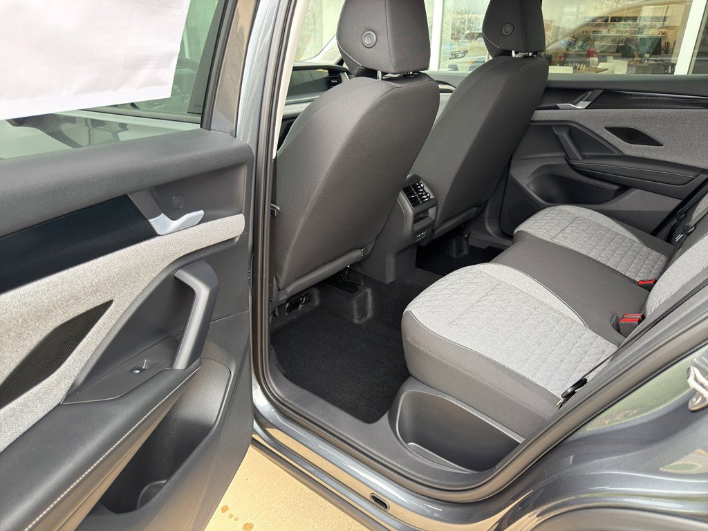 New 2026 Volkswagen Tiguan S image 14