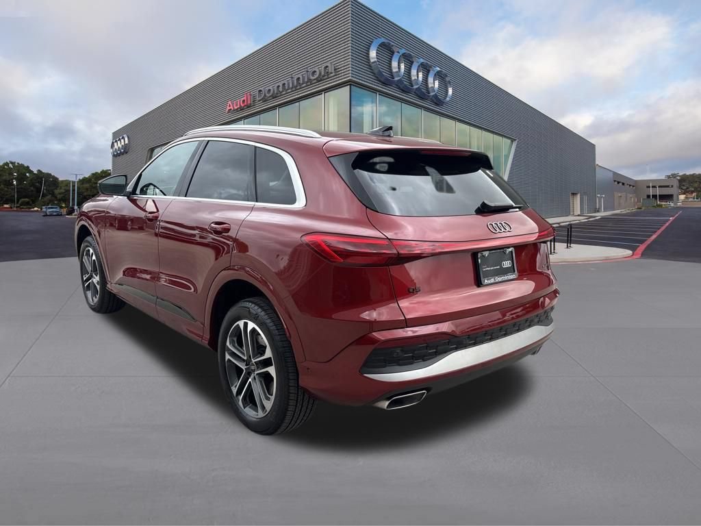 Certified 2025 Audi Q5 Premium Plus w/ Premium Plus AWD/4WD image 7