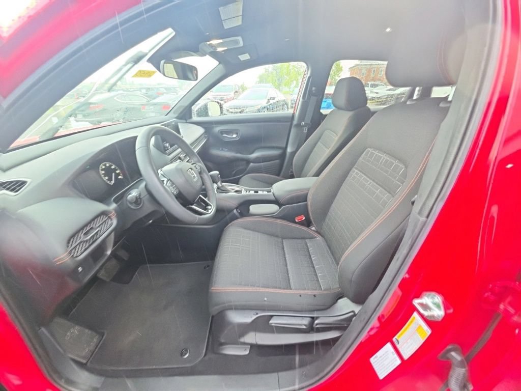 Used 2024 Honda HR-V Sport image 15