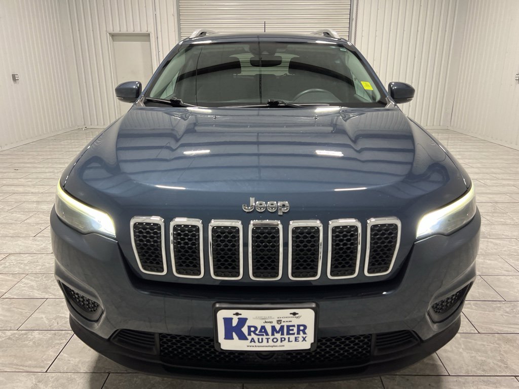 Used 2021 Jeep Cherokee Latitude w/ Mopar Interior Package image 29