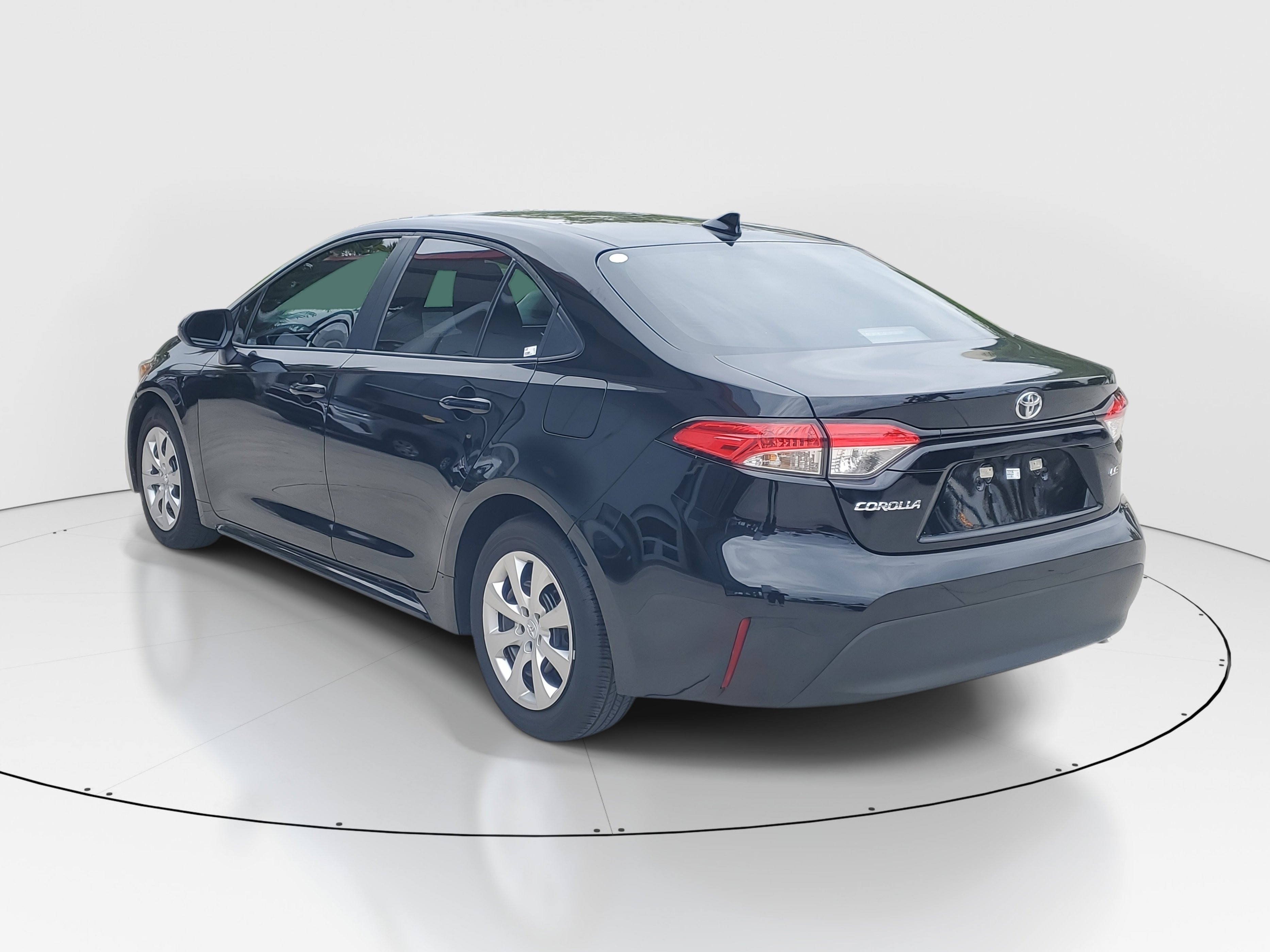 Certified 2024 Toyota Corolla LE image 5