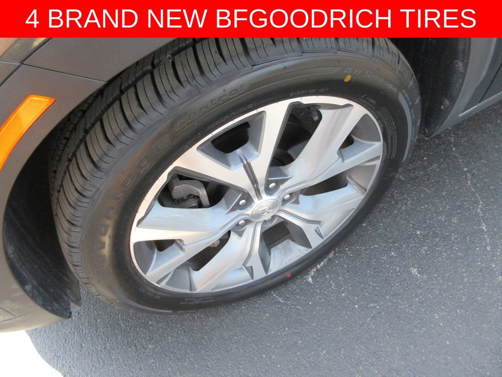Used 2020 Hyundai Palisade SEL FWD image 4