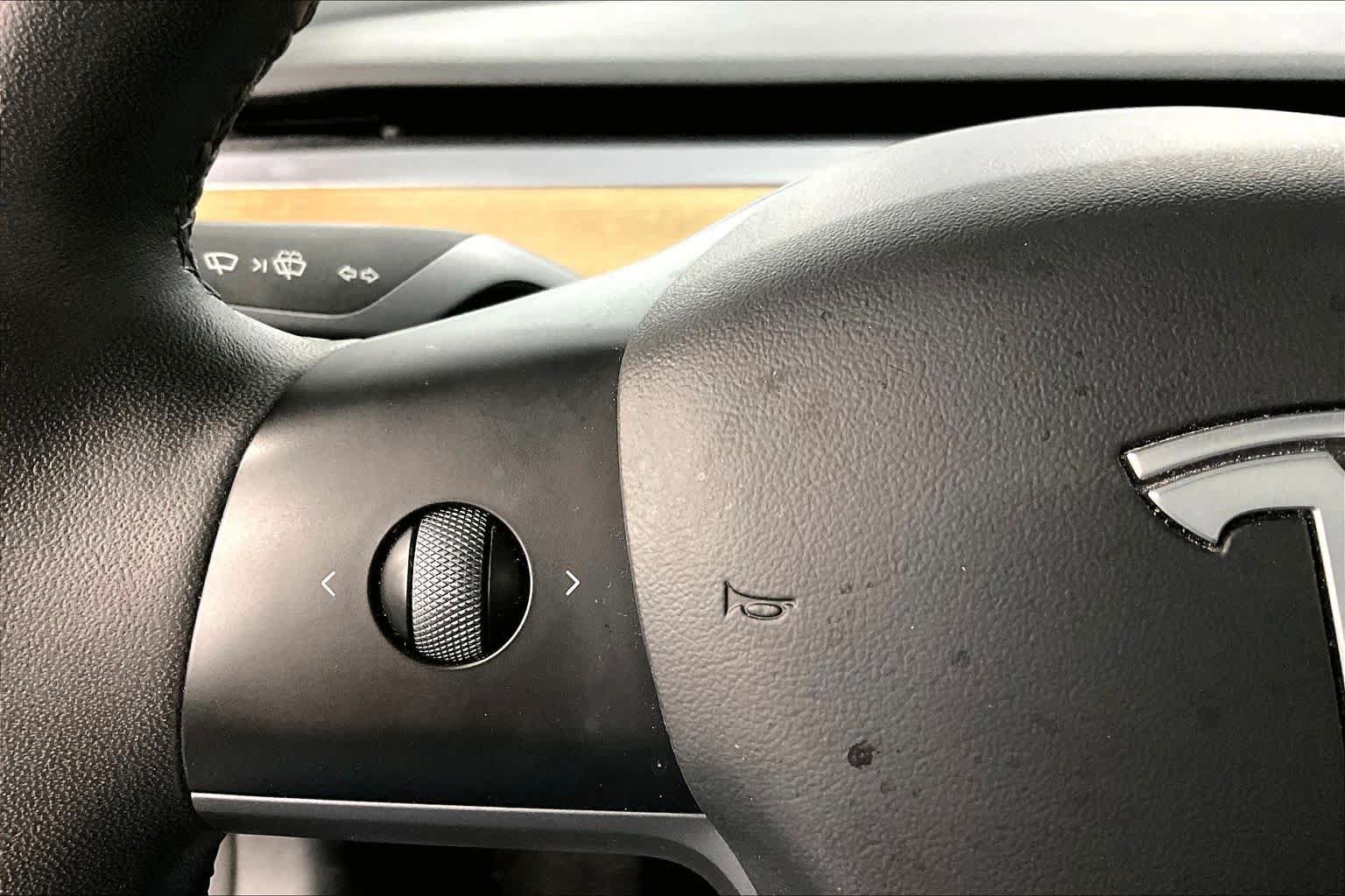 Used 2022 Tesla Model 3 RWD image 23