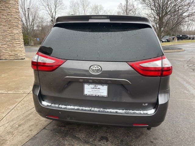 Used 2015 Toyota Sienna LE image 5