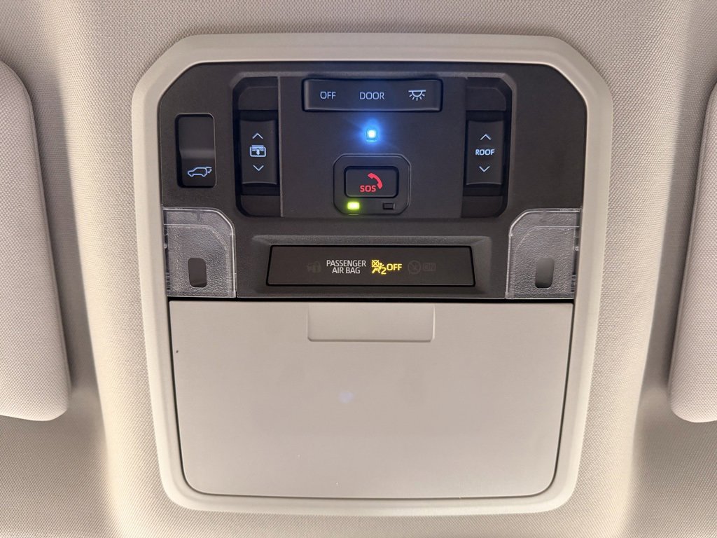 Used 2024 Toyota Sequoia Limited image 53