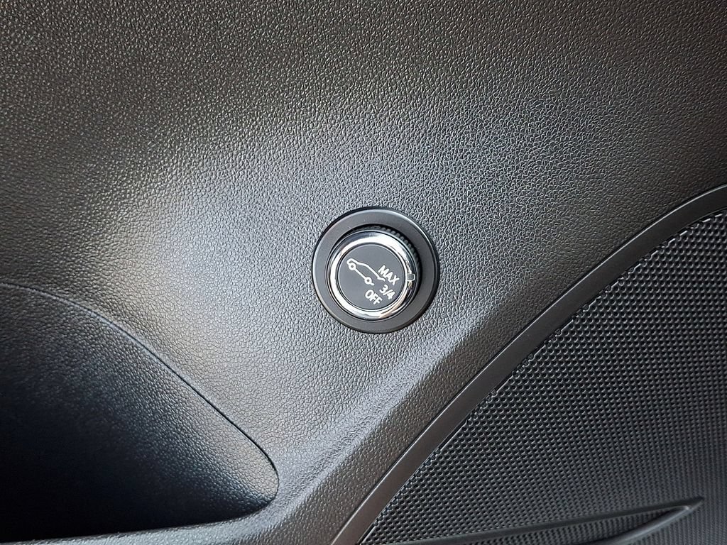 Certified 2021 Buick Envision Preferred AWD/4WD image 24