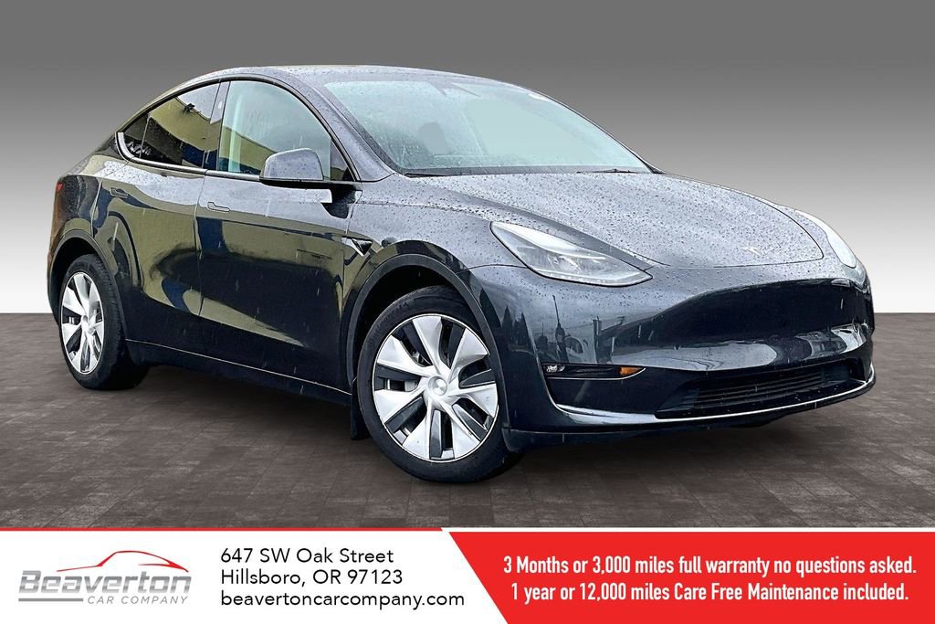 Used 2024 Tesla Model Y Long Range AWD/4WD image 1