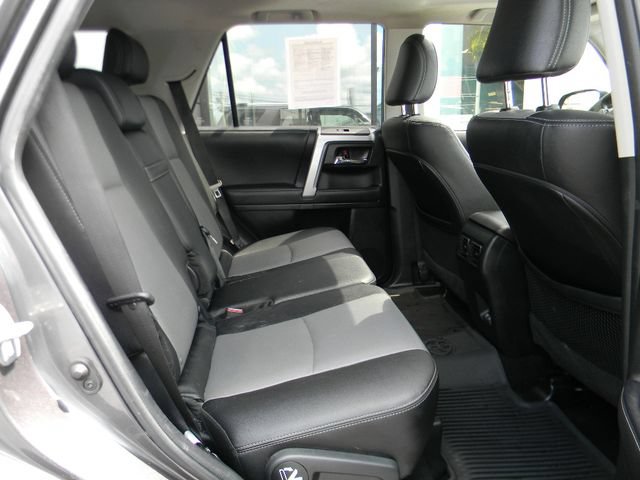 Used 2022 Toyota 4Runner SR5 Premium w/ Moonroof Package AWD/4WD image 25