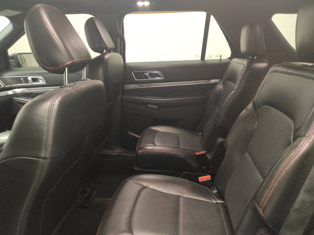 Used 2018 Ford Explorer Sport AWD/4WD image 18