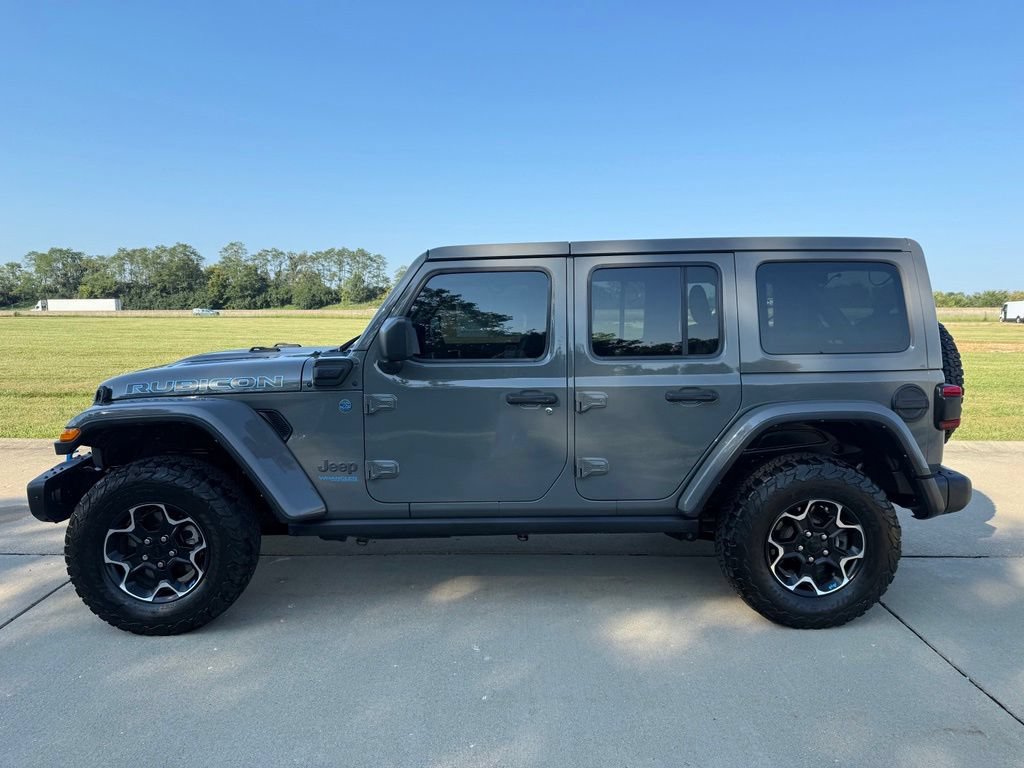 Used 2022 Jeep Wrangler Unlimited Rubicon 4xe w/ Steel Bumper Group AWD/4WD image 11