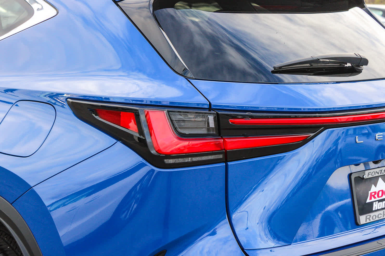 Used 2025 Lexus NX 250 FWD image 7