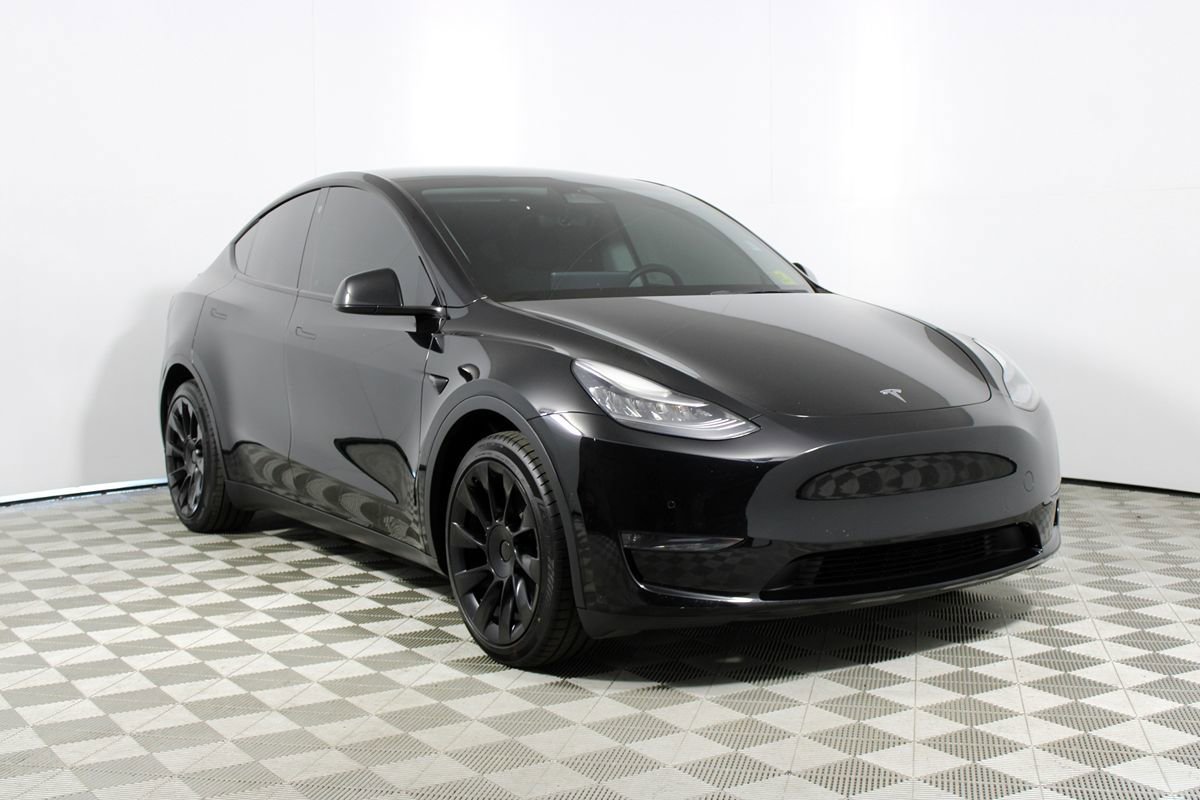 Used 2021 Tesla Model Y Long Range AWD/4WD image 30