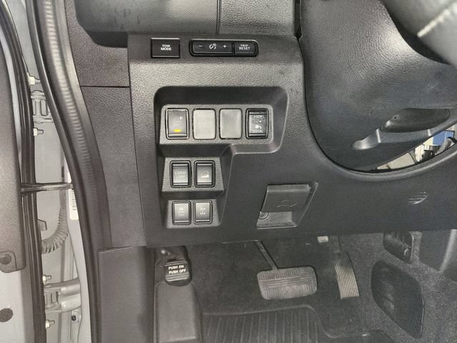 Used 2023 Nissan Frontier PRO-4X w/ Pro Convenience Package AWD/4WD image 22