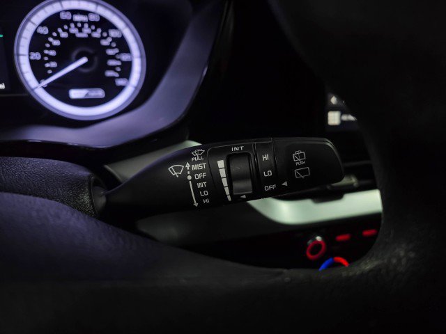 Used 2022 Kia Niro LX image 20