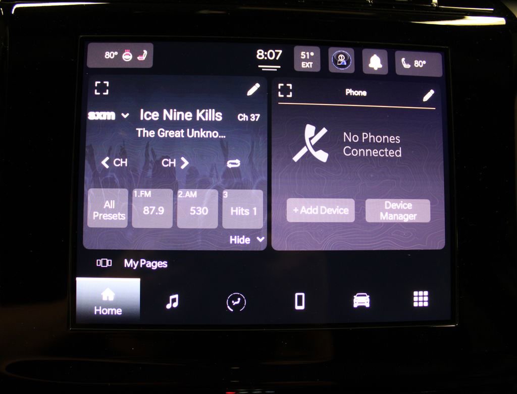 New 2025 Jeep Grand Cherokee Altitude image 14