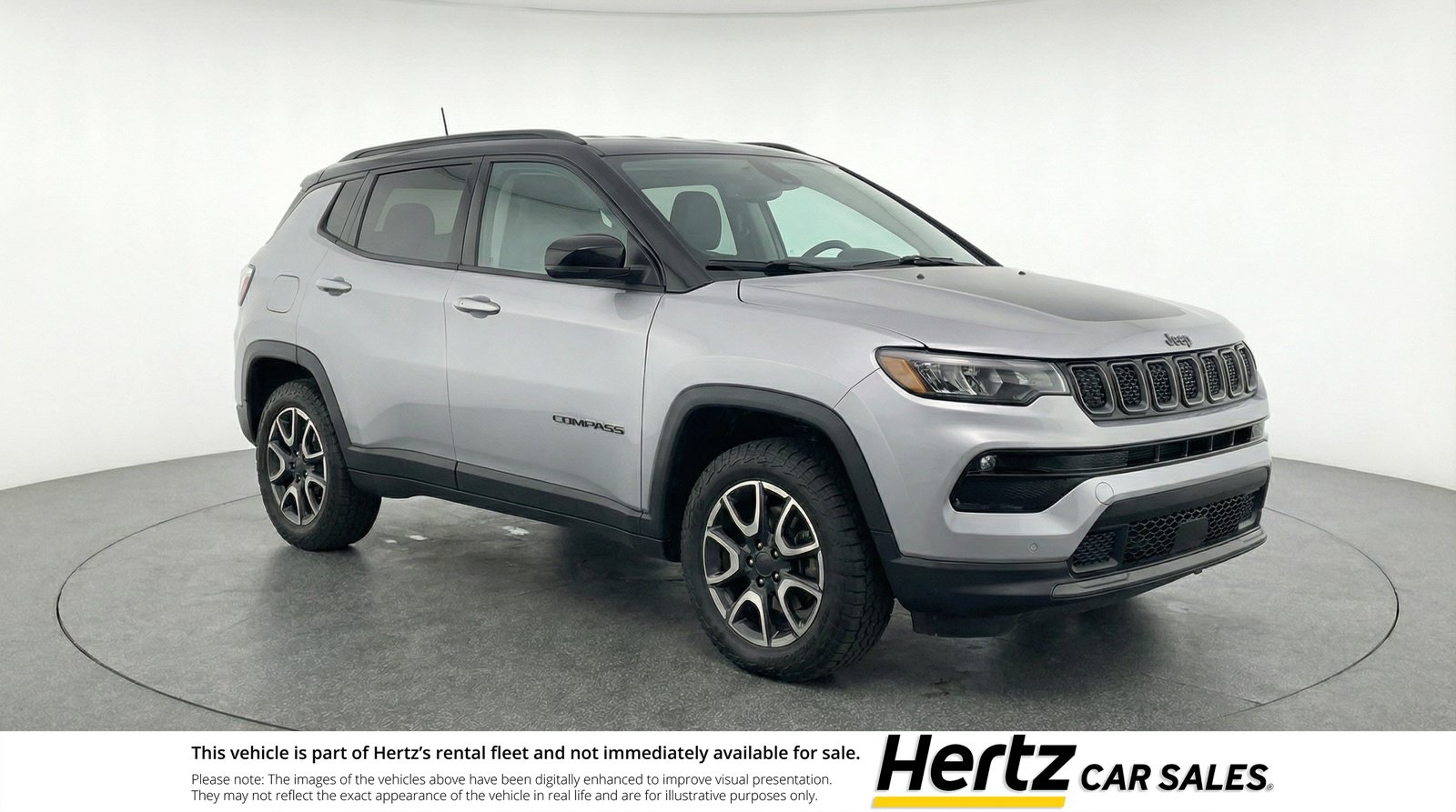 Used 2025 Jeep Compass Trailhawk AWD/4WD image 1
