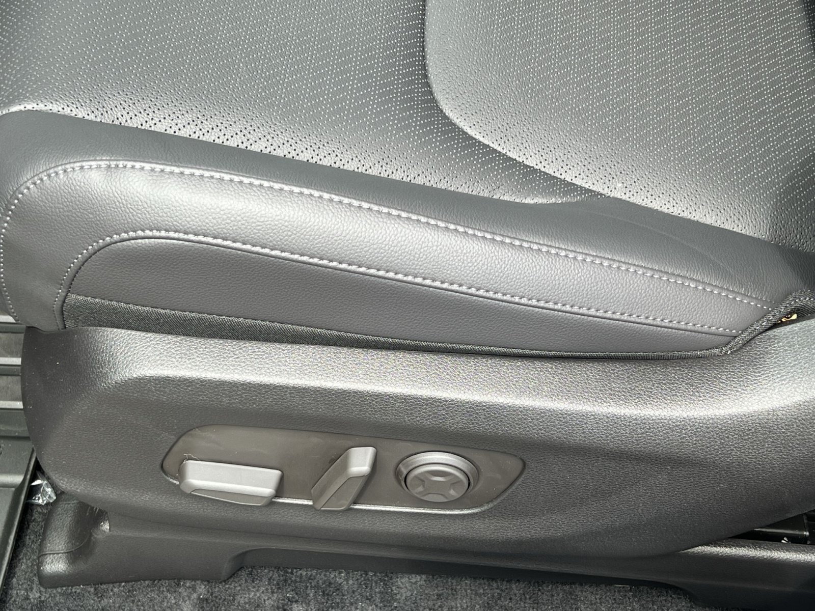 New 2026 Kia Carnival SX Prestige FWD image 18
