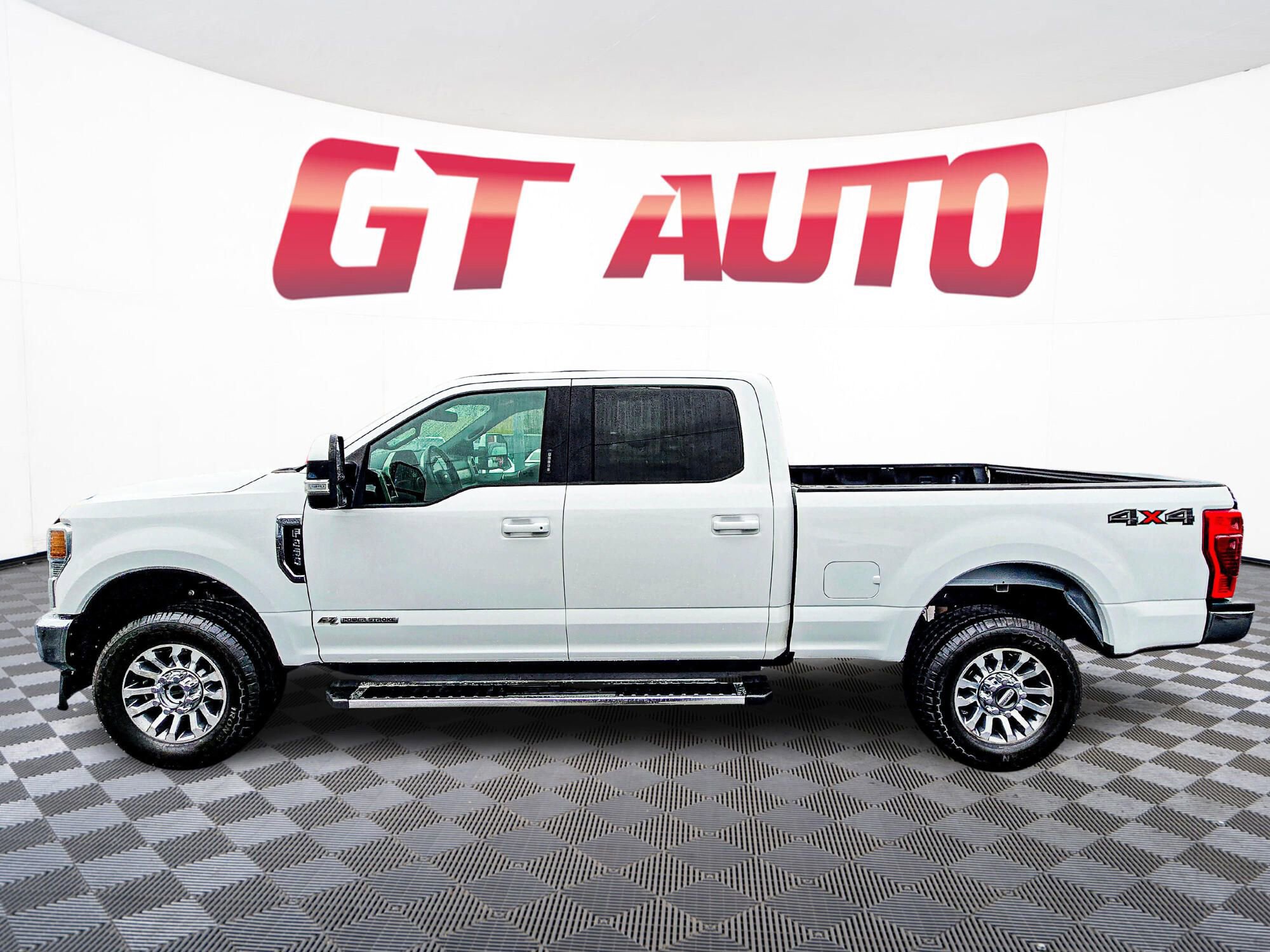 Used 2022 Ford F250 Lariat w/ Lariat Value Package image 4