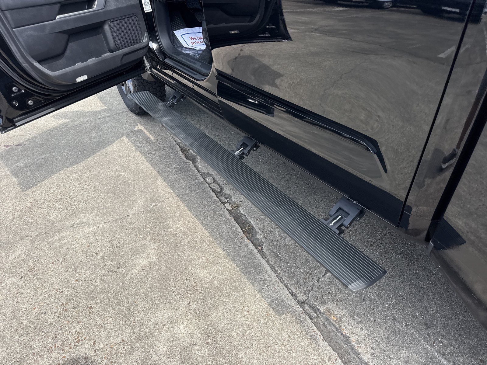 Used 2022 Toyota Tundra Platinum AWD/4WD image 17