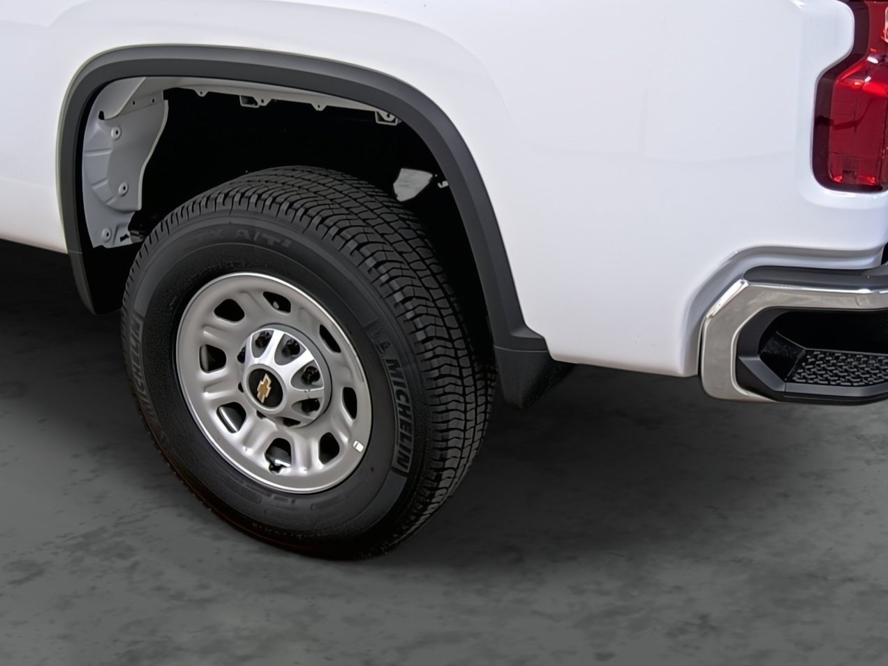 Used 2026 Chevrolet Silverado 2500 W/T w/ WT/CX Safety Package AWD/4WD image 9