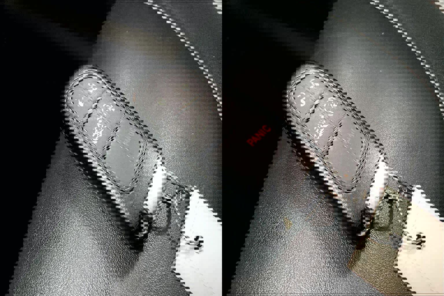 Used 2014 Jeep Cherokee Trailhawk w/ Comfort/Convenience Group image 18