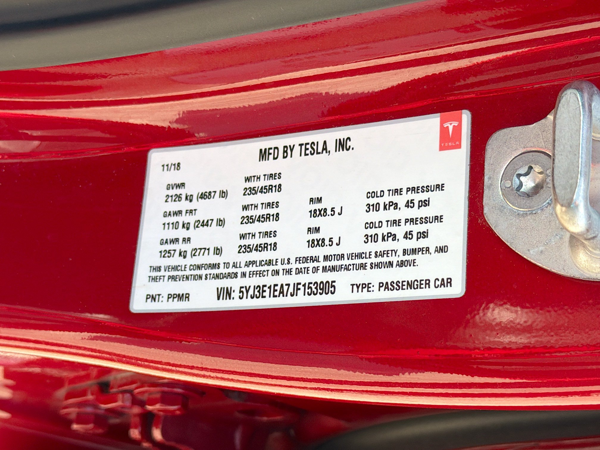 Used 2018 Tesla Model 3 Mid Range RWD image 40