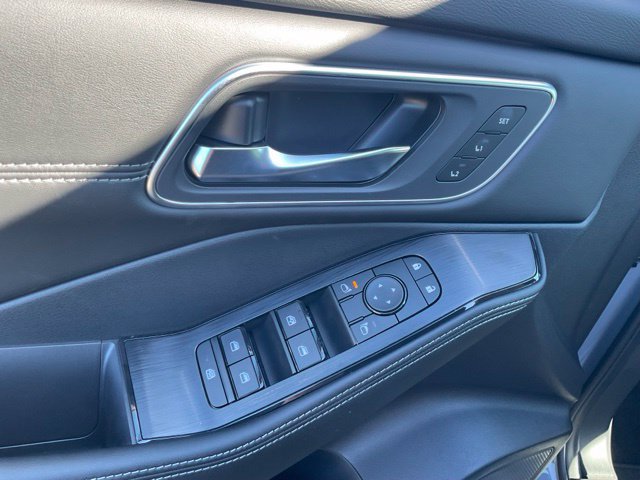 New 2026 Nissan Rogue Platinum AWD/4WD image 12
