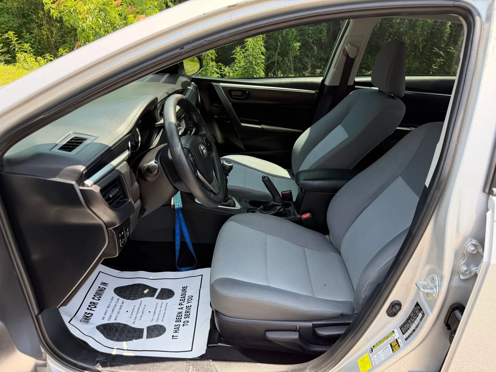Used 2016 Toyota Corolla L FWD image 17