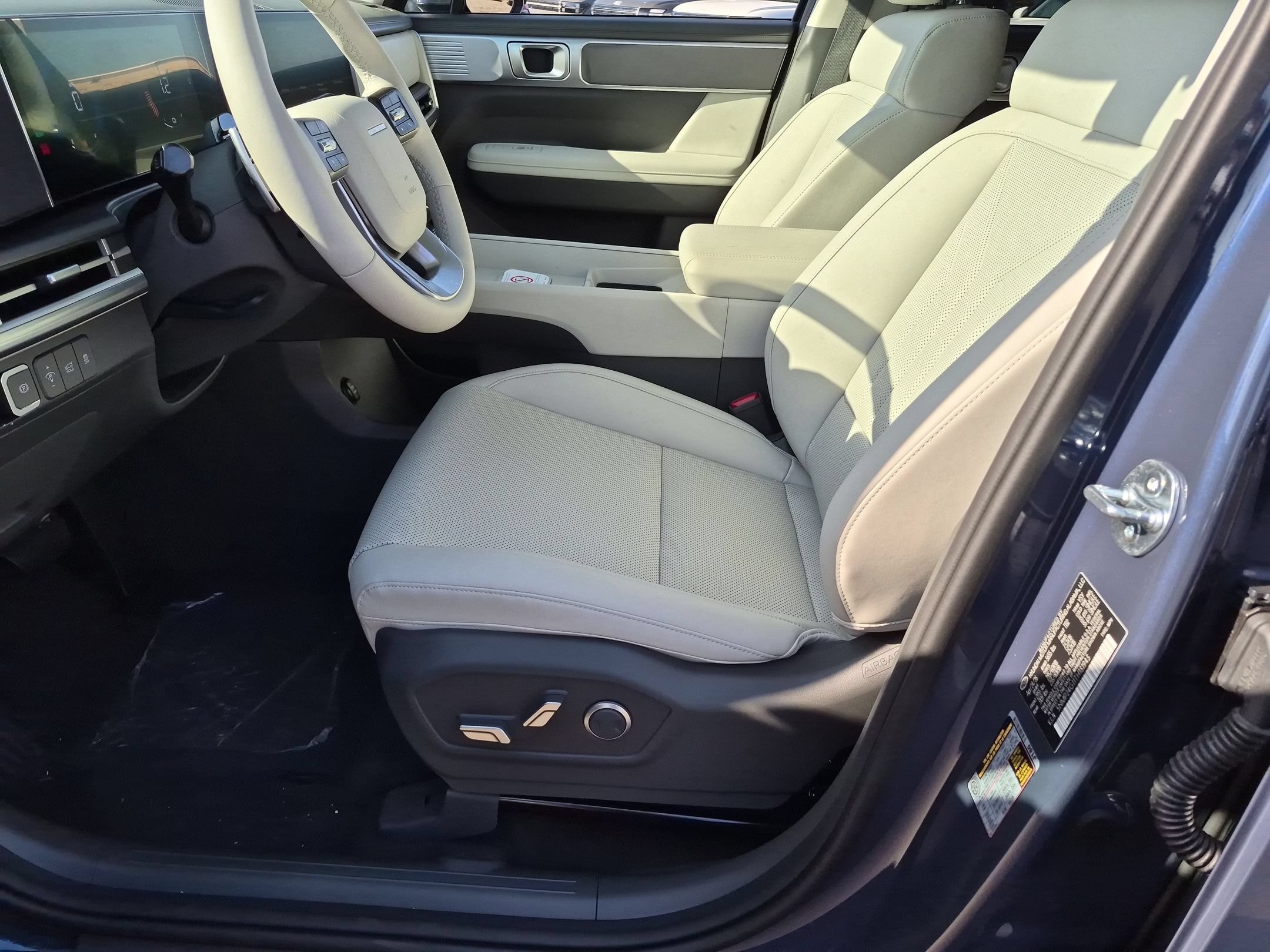 New 2026 Hyundai Santa Fe SEL FWD image 13
