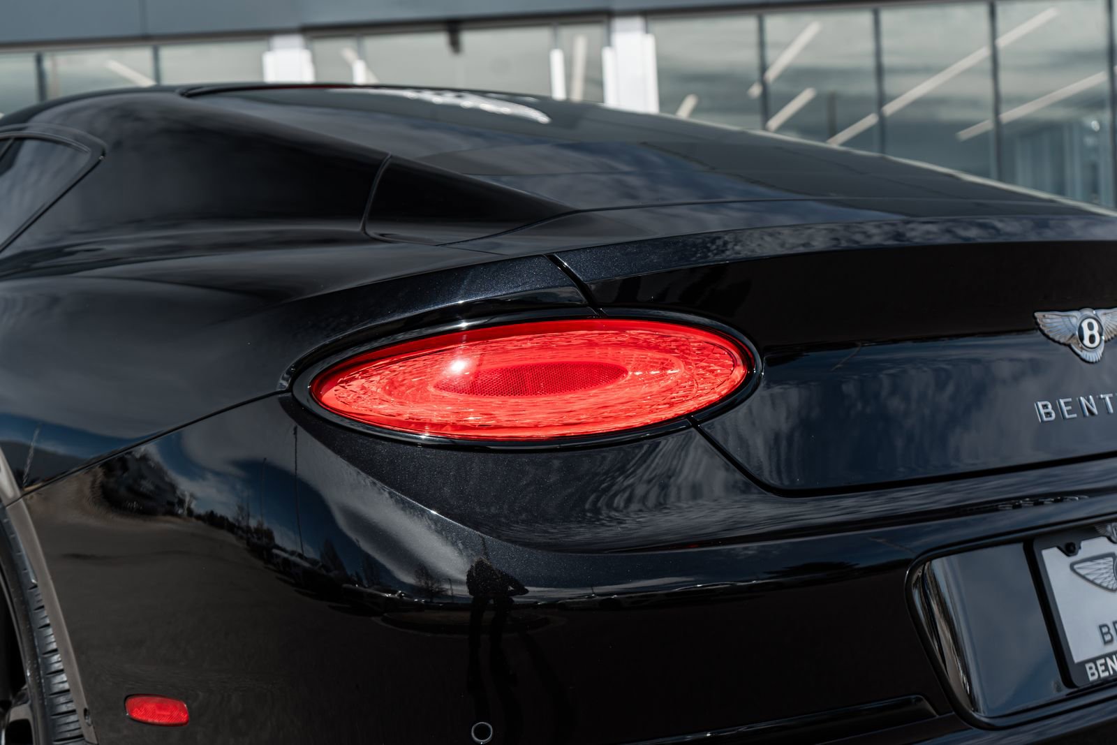 Used 2022 Bentley Continental GT image 12