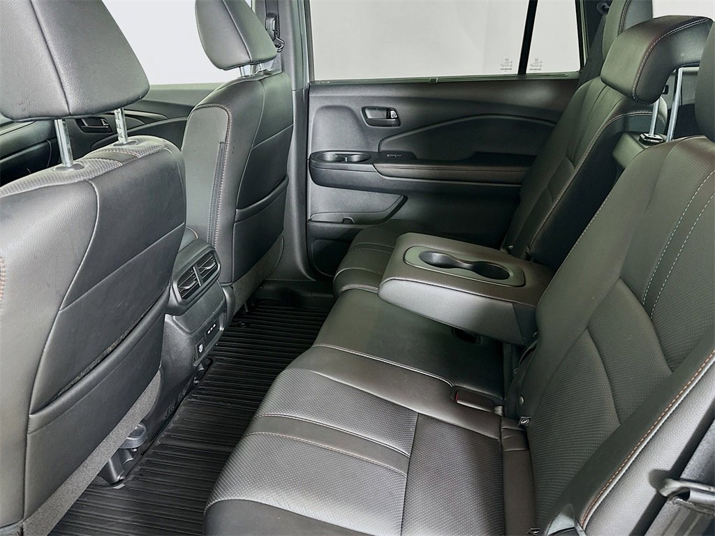 Certified 2025 Honda Passport TrailSport image 14