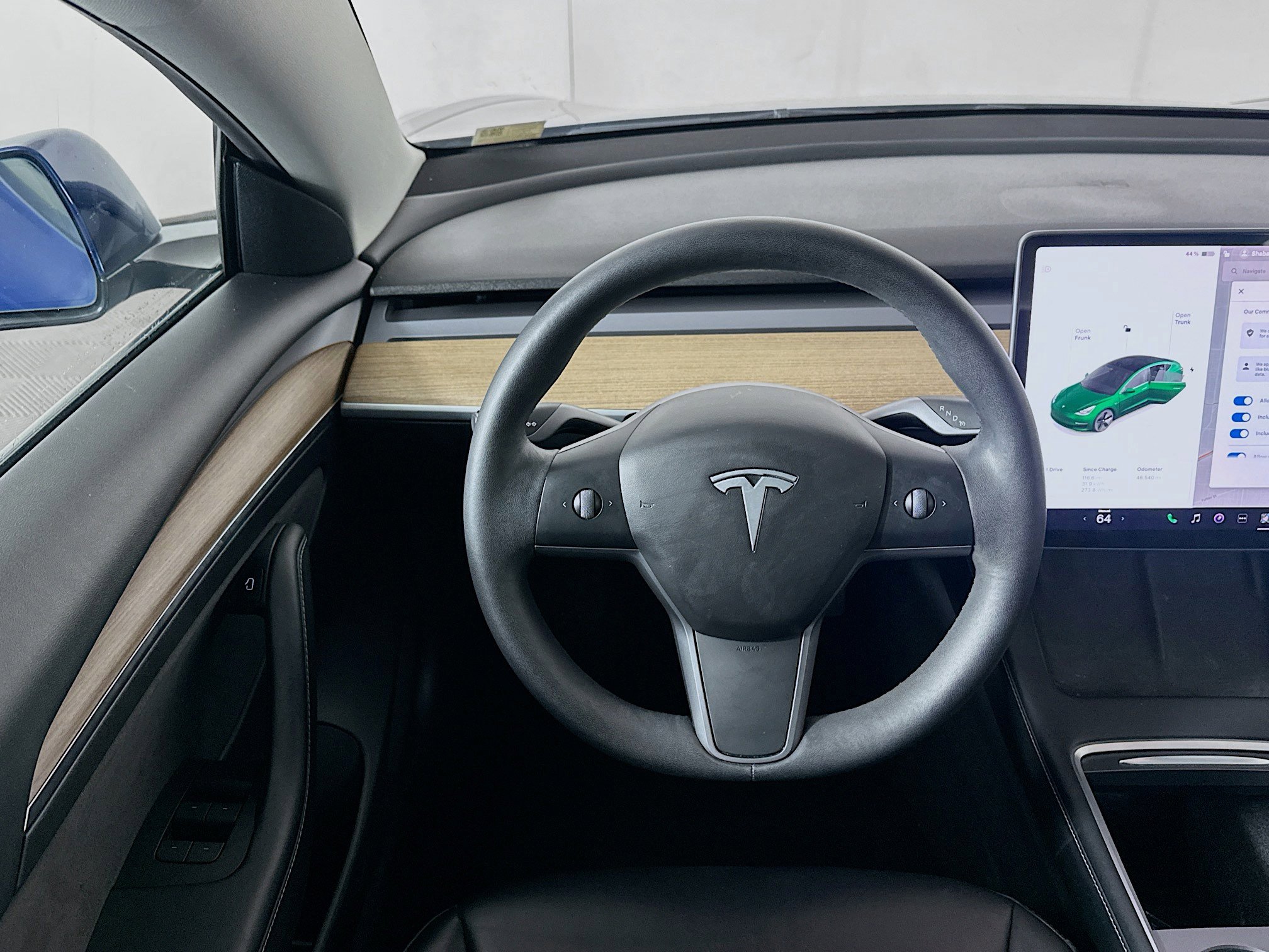 Used 2021 Tesla Model 3 Standard Range Plus image 17