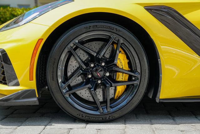 Used 2019 Chevrolet Corvette ZR1 RWD image 14