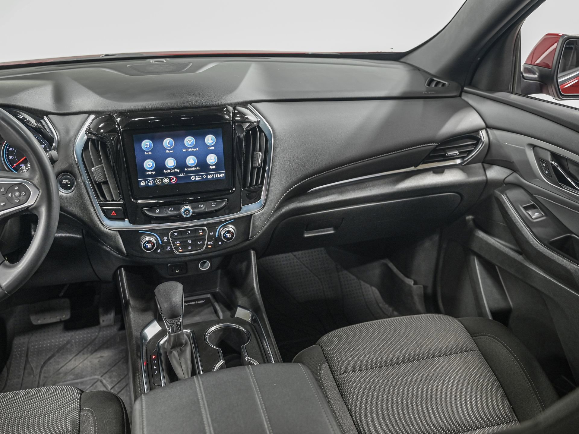 Used 2023 Chevrolet Traverse LT w/ LPO, Floor Liner Package image 30