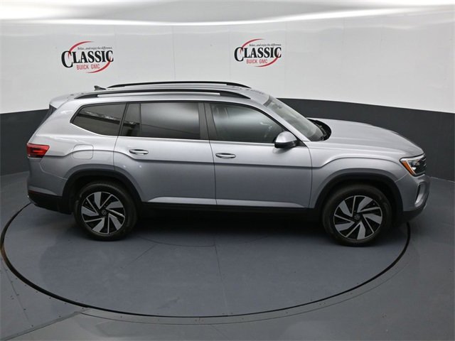 Used 2025 Volkswagen Atlas SE image 19