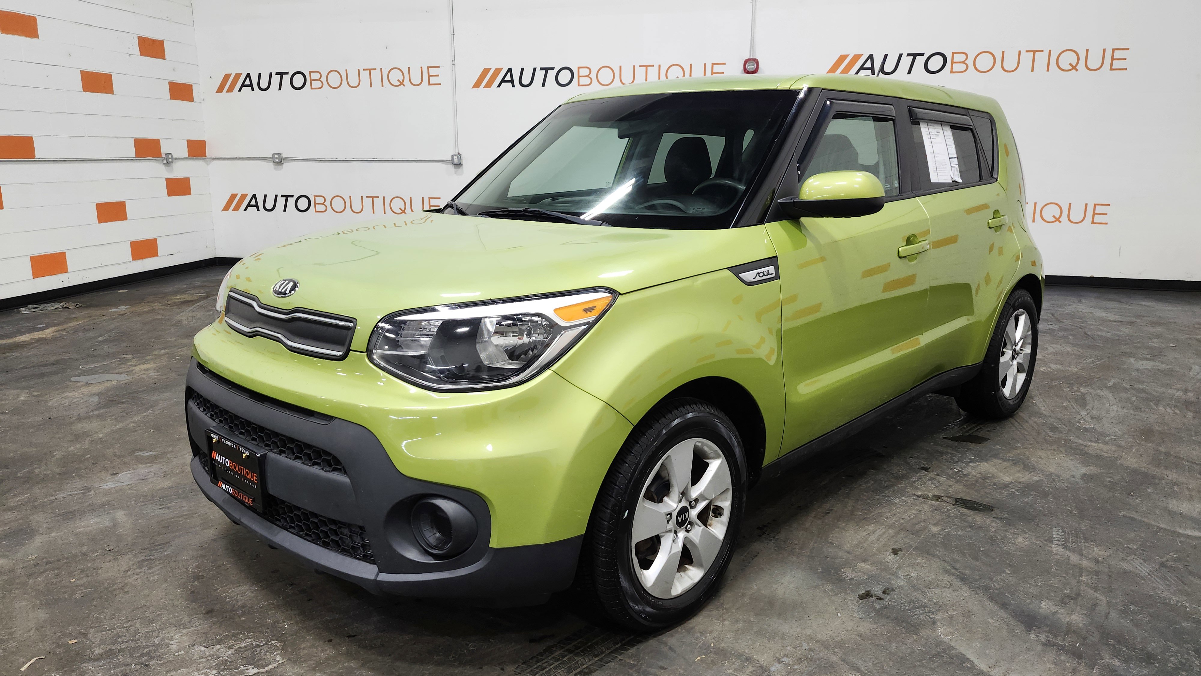 Used 2019 Kia Soul image 11