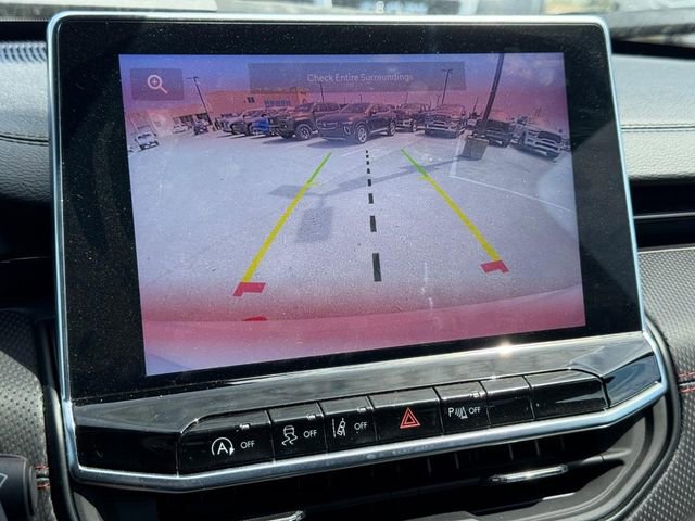 Used 2024 Jeep Compass Trailhawk image 17