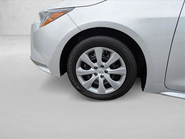 Certified 2025 Toyota Corolla LE image 22