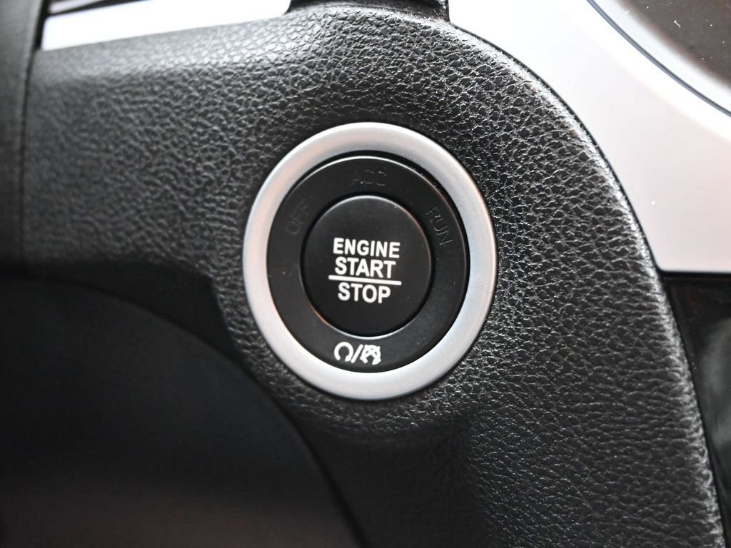 Used 2023 Chrysler 300 Touring w/ Sport Appearance Package image 14