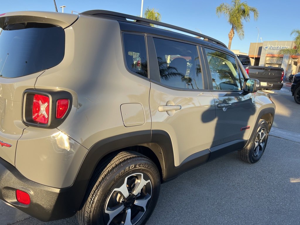 Used 2020 Jeep Renegade Trailhawk w/ Cold Weather Group image 12