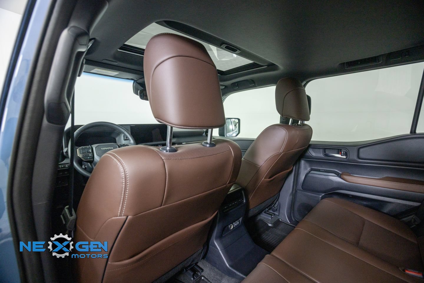 Used 2025 Toyota Land Cruiser AWD/4WD image 29