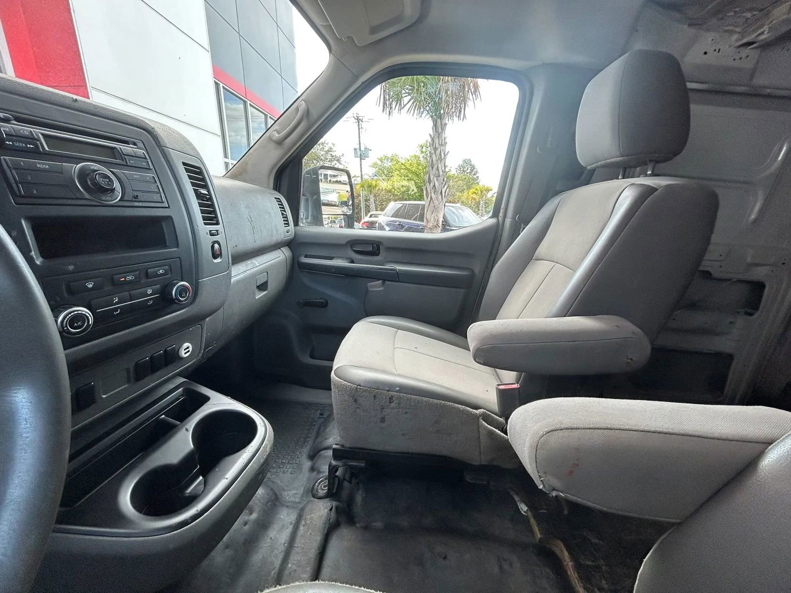Used 2017 Nissan NV 2500 S RWD image 15
