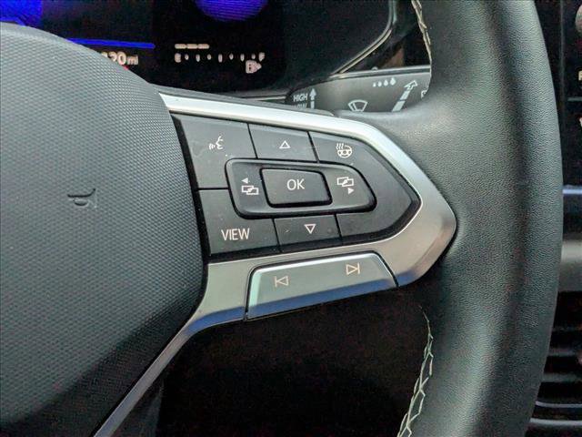 Used 2022 Volkswagen Taos SE image 5